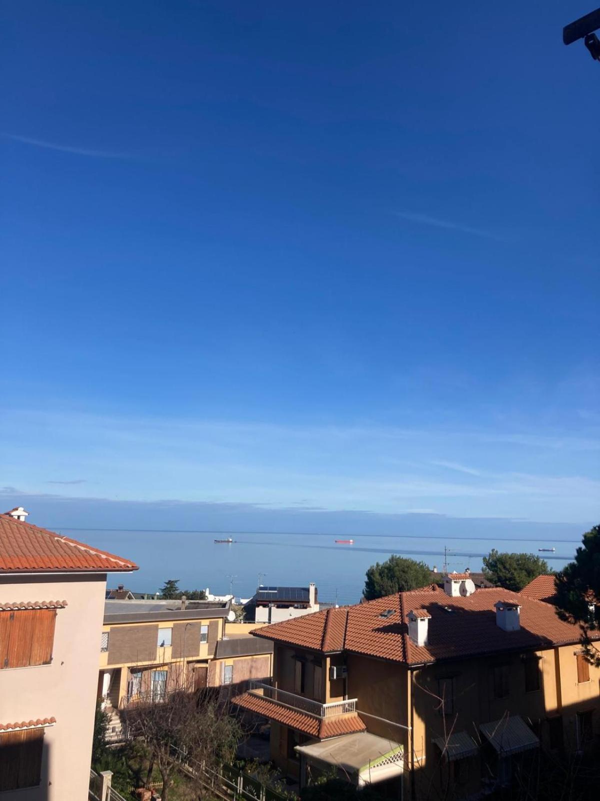 Monolocali Da Vinci Hotell Falconara Marittima Exteriör bild