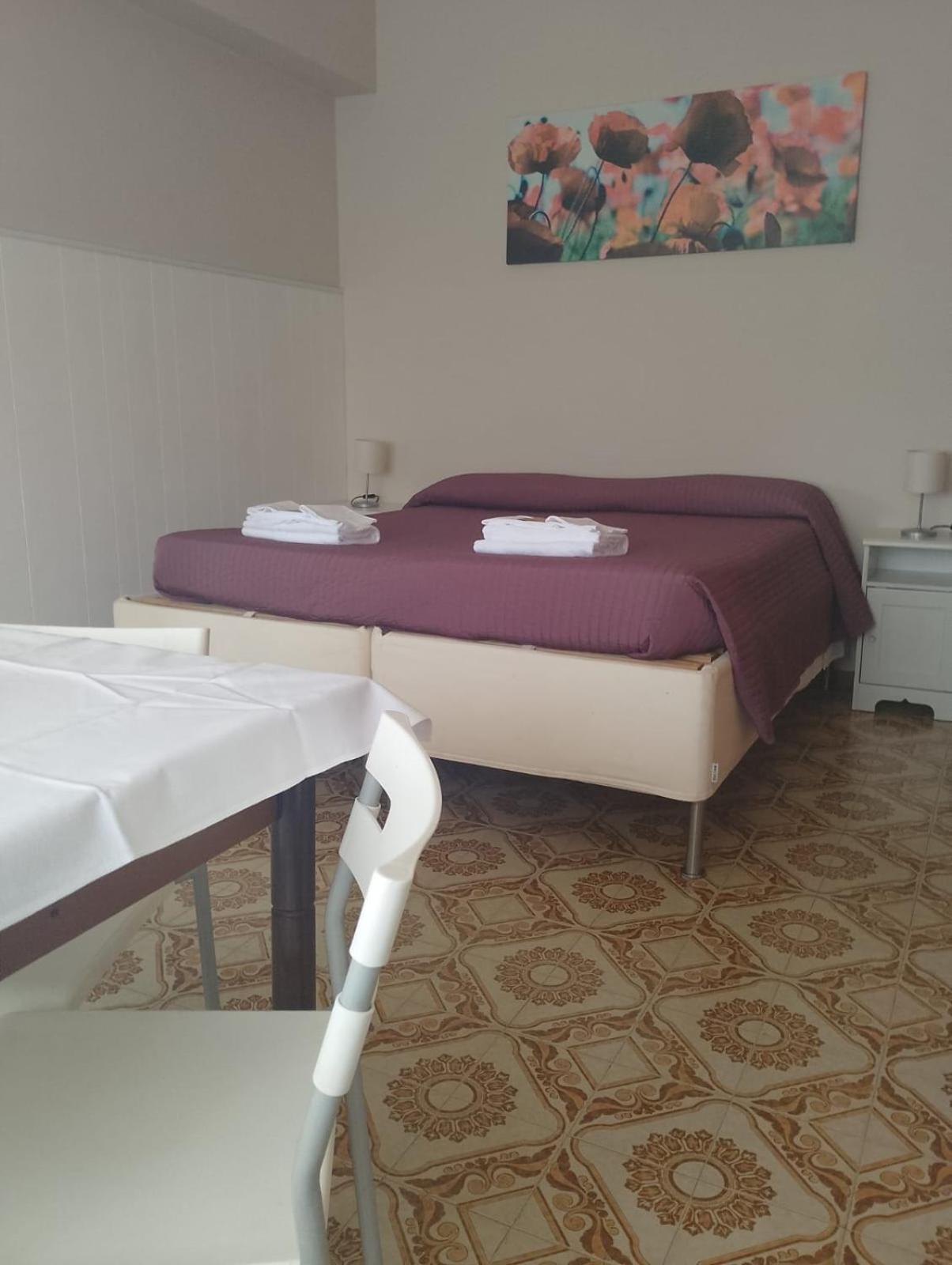 Monolocali Da Vinci Hotell Falconara Marittima Exteriör bild